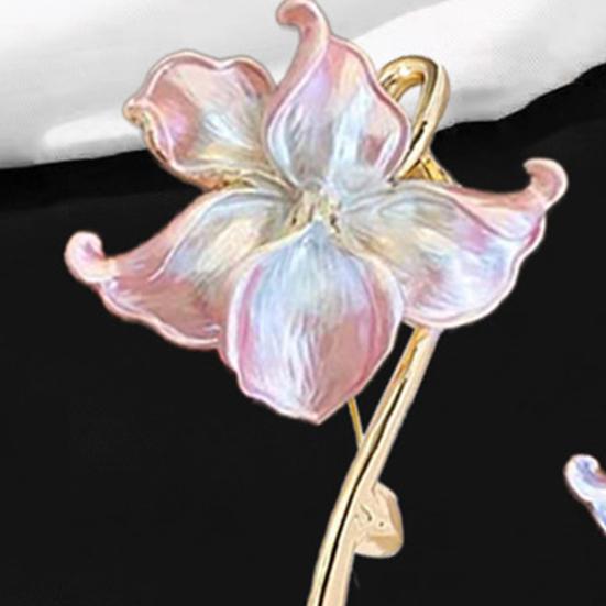 Brooch Retro Style Floral Design Lapel Pin Sweaters Collars Hats Bags Coats Scarves Badge Outfit Accessory