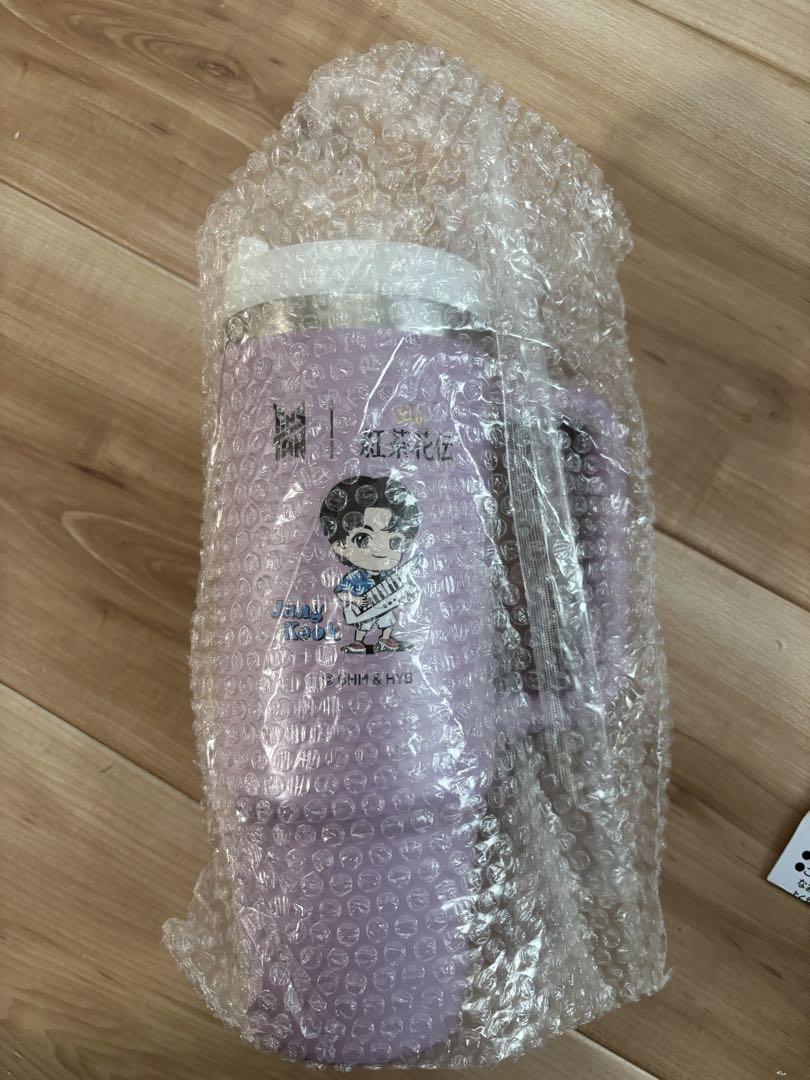 

[Б/У] Лимитированная серия оригинальный тамблер BTS Чонгук от Kochakaden TinyTAN