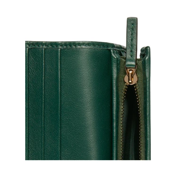 Gucci GG Marmont V Shape Quilted Double G Card Holder Napa Leather Wallet Unisex wallet Green 466492-AAFAX-3020