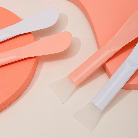 Silicone Masque Brush Double-Headed Soft Hygienic Makeup Tool Flat Head Masque Brush for Application
