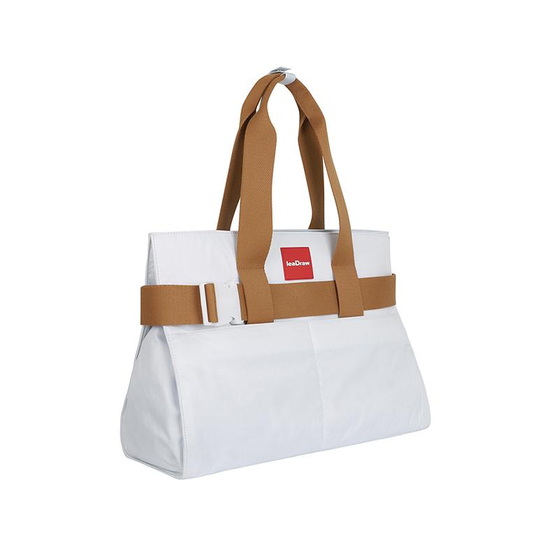 Leadraw A Shoulder Bag Ivory
