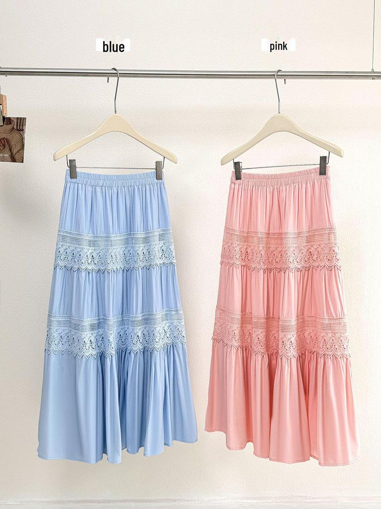 Chic Floral Lace A-Line Vacation Skirt with Wide Hem