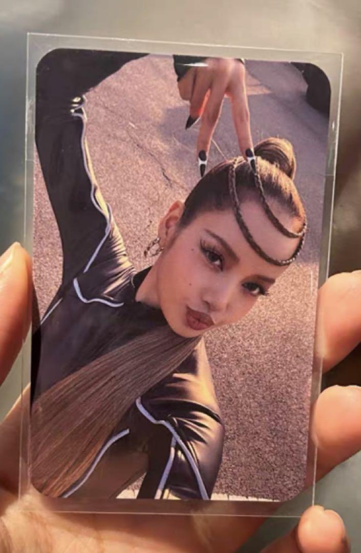 

[USED] BLACKPINK Shanghai Pop-Up Lisa Purchase Bonus Trading Card