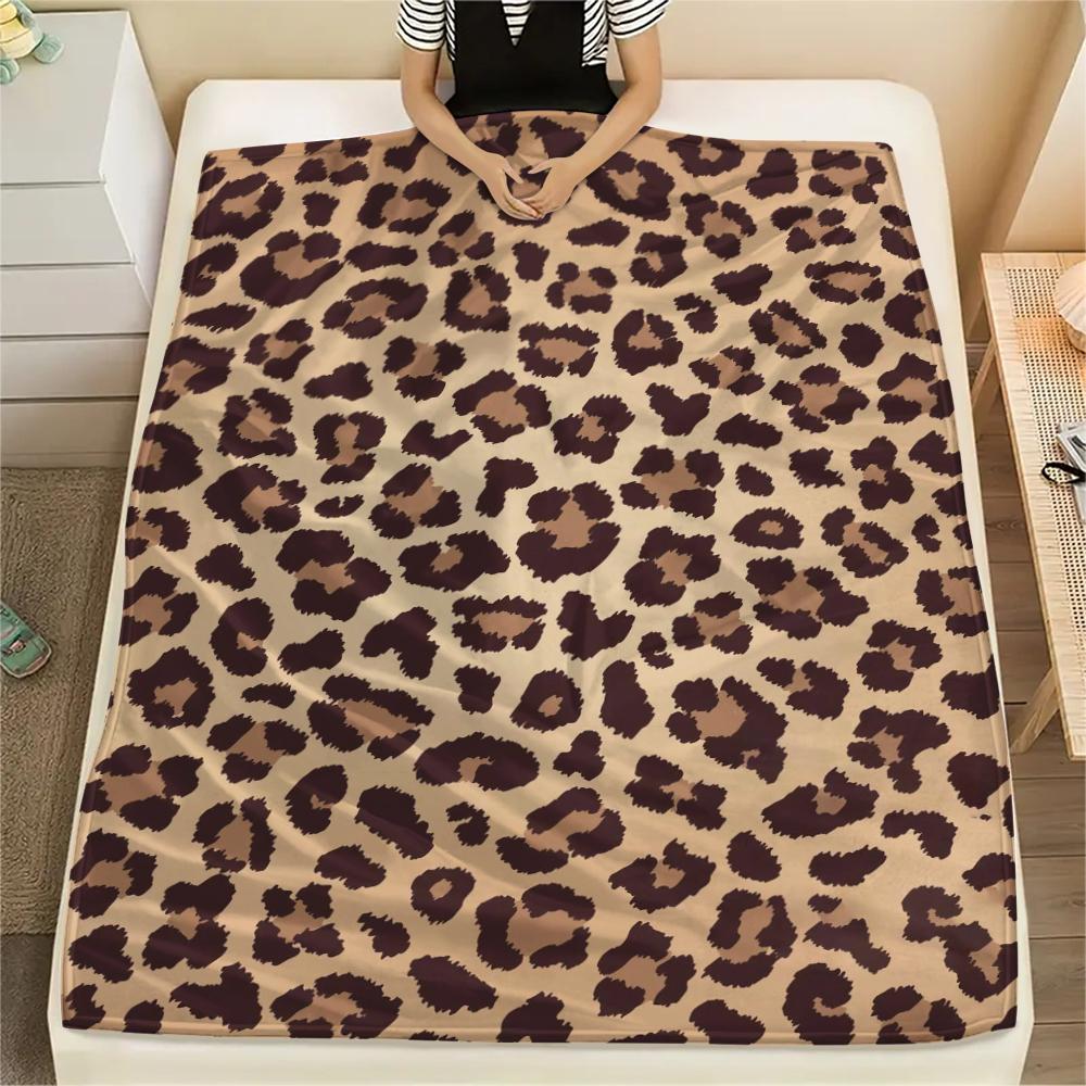 1Pc Pink Leopard Pattern Print Flannel Blanket, High Quality Comfortable for All Seasons, Home Decor, Warmth and Comfort, Perfect for Gifts