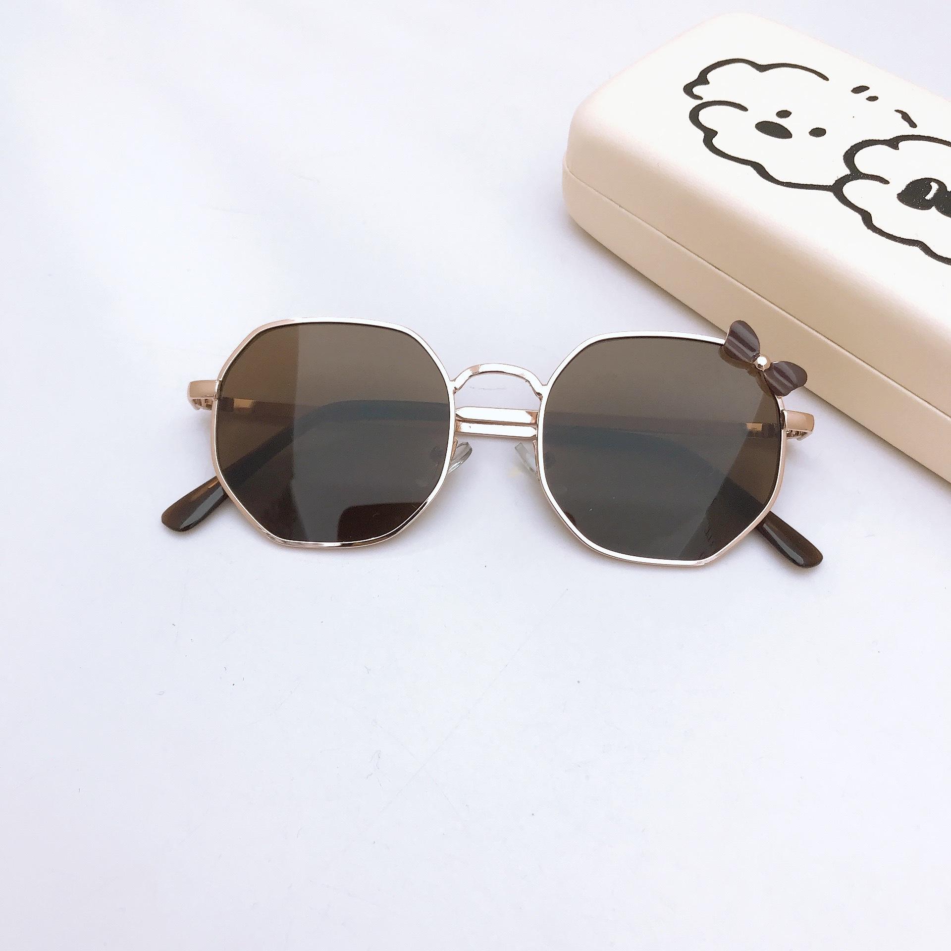 

Детские солнцезащитные очки Bow, металлические, трендовые, для уличной стрельбы, для мальчиков и девочек, солнцезащитные очки Bow, вогнутые очки