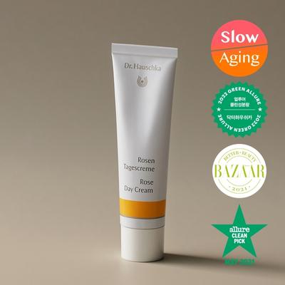 Dr.. Cremă de zi cu efect de trandafir Hauschka Original 30ml