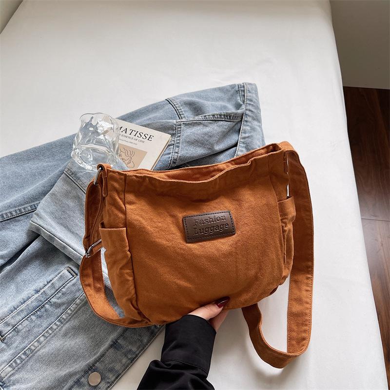 

New Retro Canvas Crossbody Bag Simple Letter Print Casual Shoulder Bag for Women Textured Casual and Versatile Messenger Bags коричневый