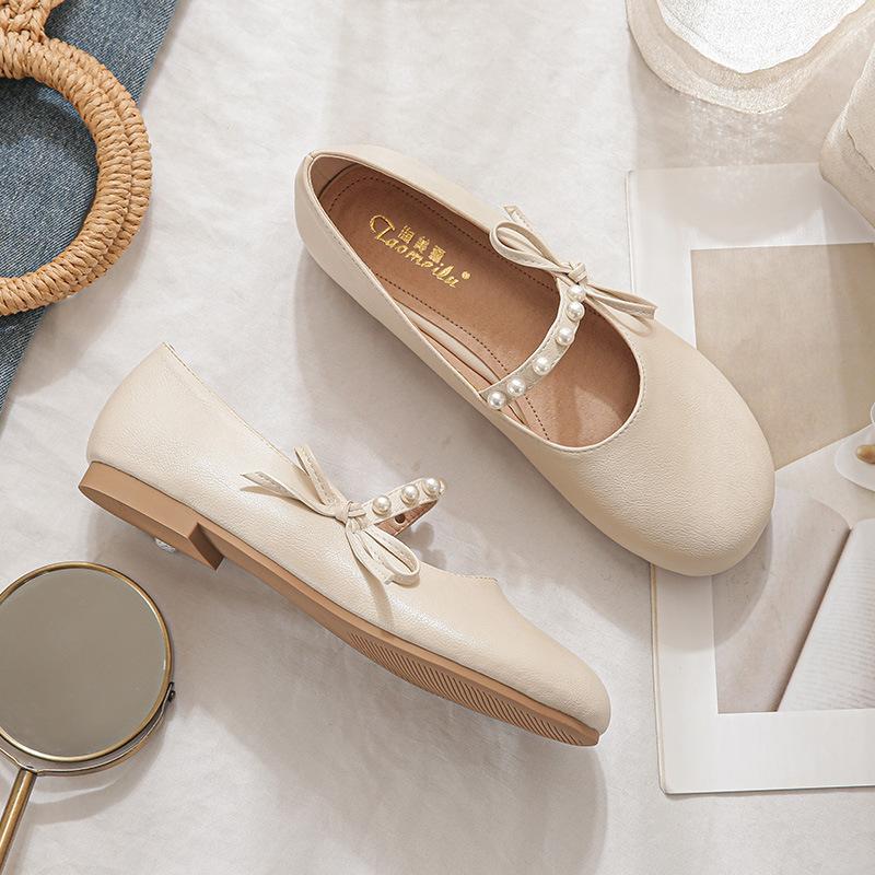 

Mary Jane shoes in the autumn of 2025, new late evening breeze fairy soft-soled single shoes, women s shallow mouth large size Doudou shoes, women s 43 абрикосовый