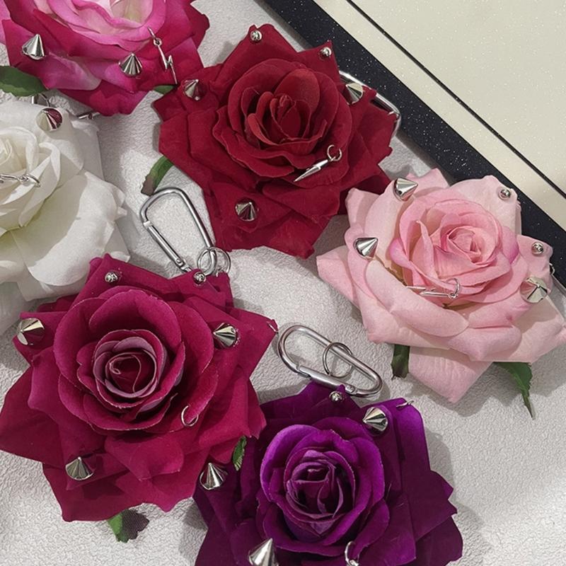 Decorative Studded Keychain Rose Flower Pattern Metallic Accent Compact Lightweight Design For Keys Wallets Gift
