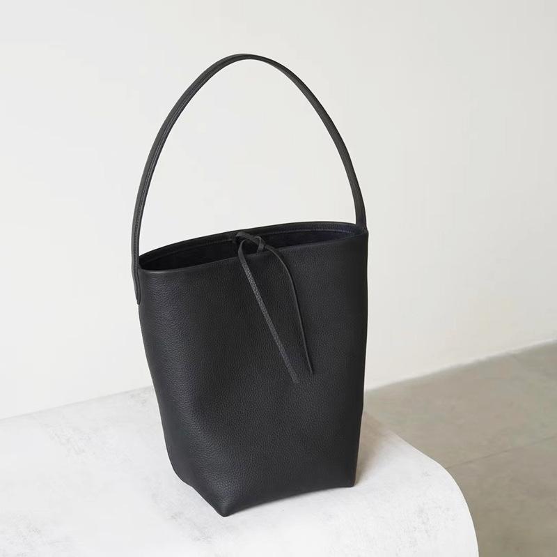 High-end Imported Top-grain Cowhide Bucket Bag for Women, Large-capacity All-leather Fashionable Hand-held Shoulder Bag and Underarm Bag