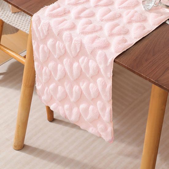 Valentine's Day Table Runner Plush Love Heart Table Runner Fuzzy Heart Romantic Table Runner for Home Dining Table Anniversary Wedding Party