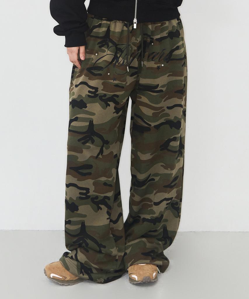 Aejeuyua Au Lettering Long Sweatpants Camo