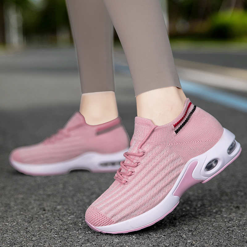 Fashion PU Leather With Lacing Casual Shoes For Women Woman Low Boots Designer Luxury Woman Sneakers Sport Aestthic Loffers School