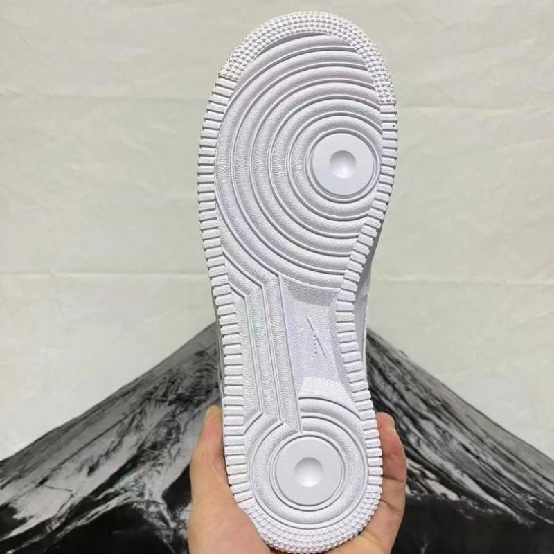 Unisex Classic White Low-Top Sneakers Casual Breathable Leather Skate Shoes Daily Wear