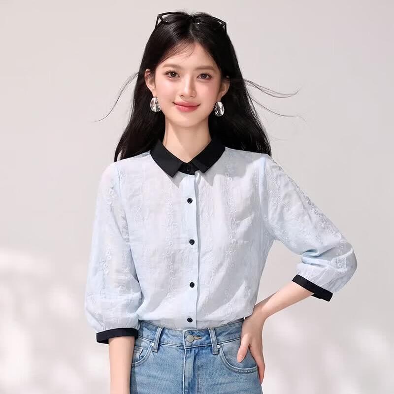 Women's Light Blue Contrast Collar V-Neck Shirt