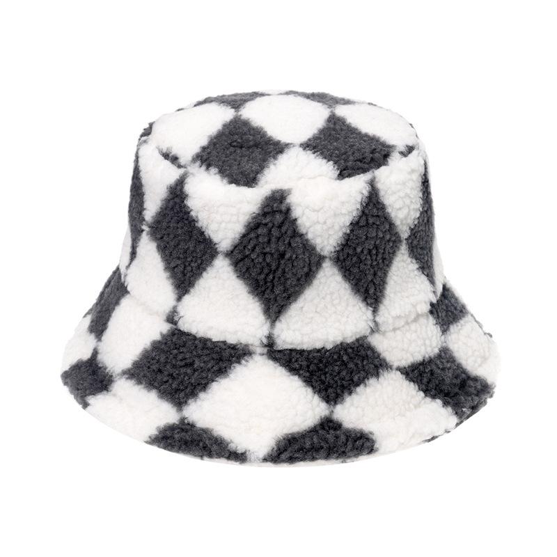 Spot 2025 autumn and winter Europe and America new warm geometric rhombus lattice bucket hat lamb wool pot hat foreign trade