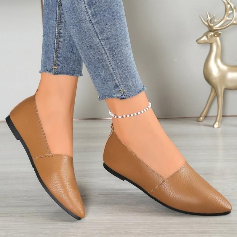 Fashion Vintage Leather Pointed Flat Shoes 2025 Women's Large Soft Sole Comfortable Spring and Summer Slip-on Casual Small Leather Shoes