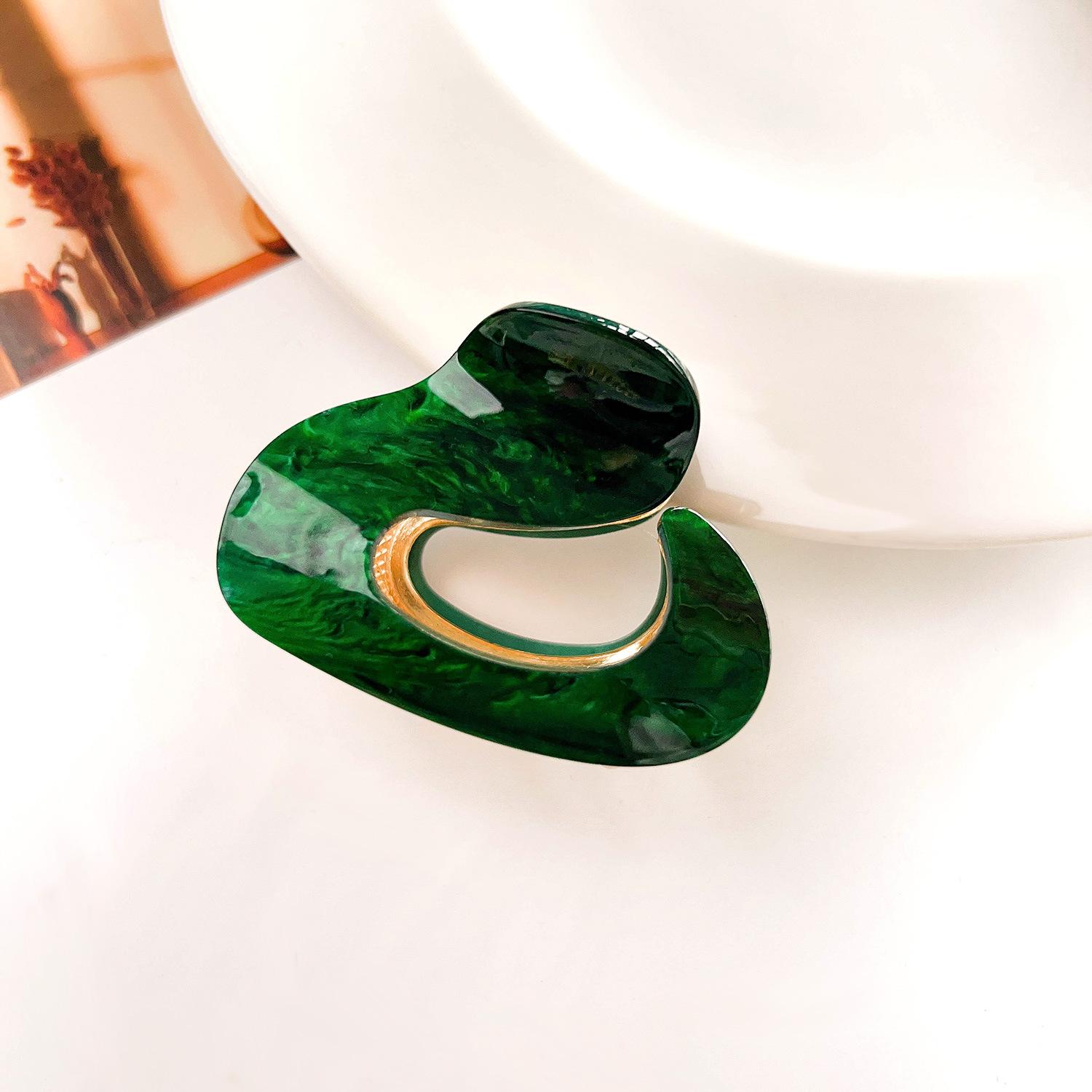 

Металлическая заколка-полугалстук неправильной формы, французский темперамент, для собранных волос, маленький зажим, нишевый дизайн, аксессуары для волос Size fits all