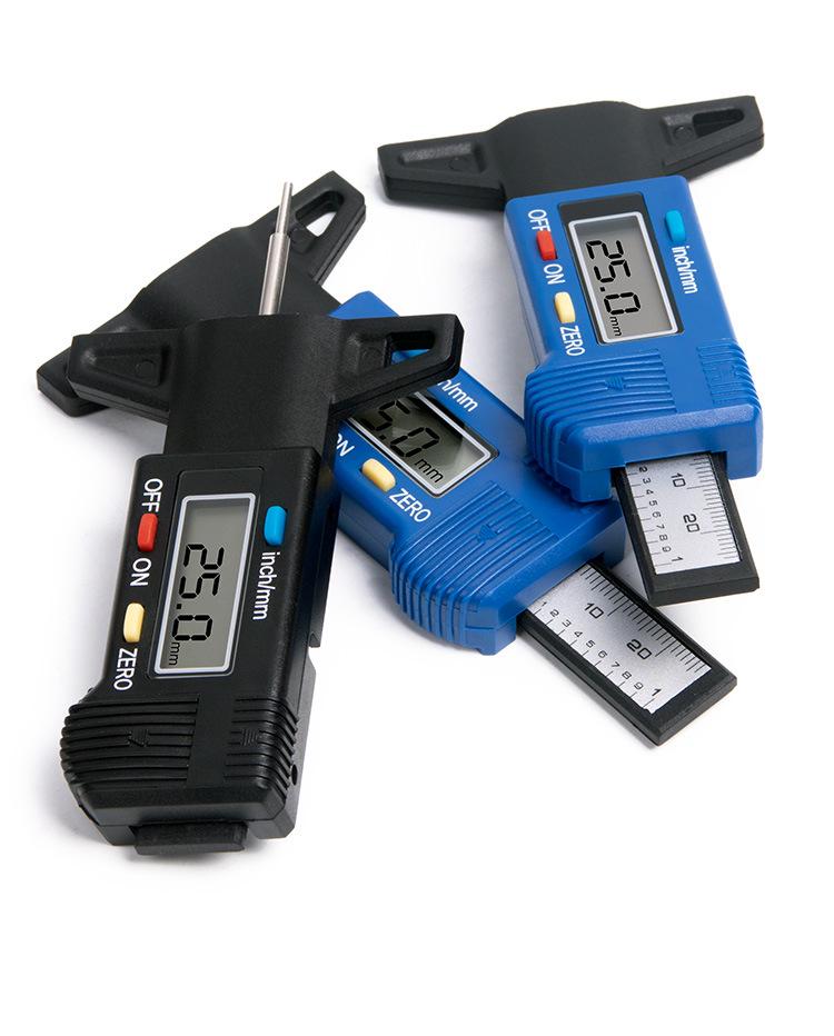 Vysoce přesný digitální měřič hloubky dezénu pneumatik