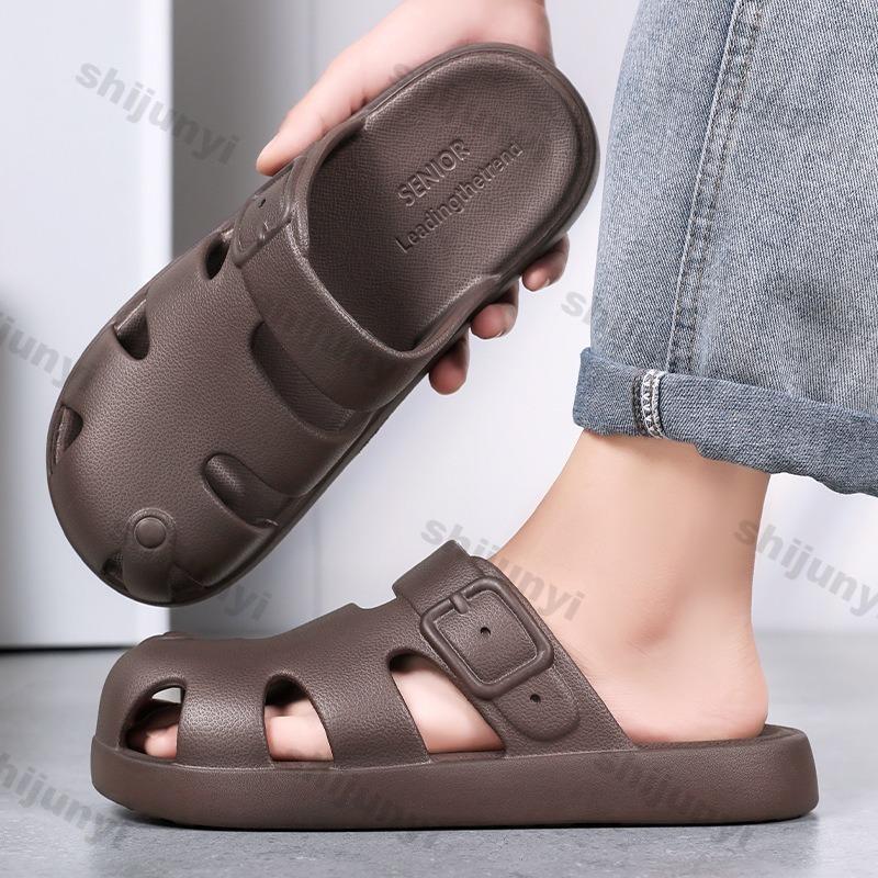 Fashion Beach Men's 2025 Summer New Fashion Comfortable Soft Sole Home Slippers Men's Baotou Slip On Outdoor Casual Flat Half Sandals