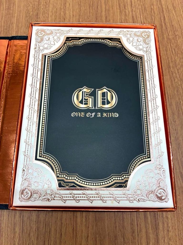 [USED] G-DRAGON ONE OF A KIND Korean version album BIGBANG