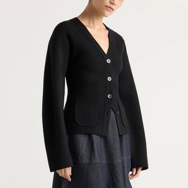 European and American  Station Autumn and Winter New Waist Knitted Cardigan Jacket V-neck Pocket Top Simple Sweater Women