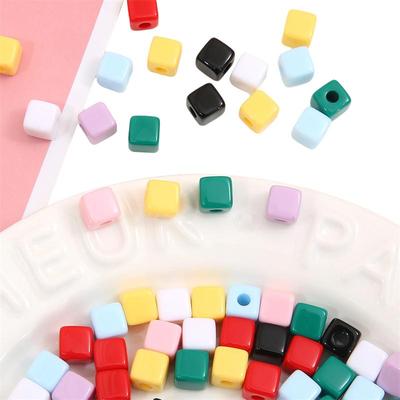 Perline Acriliche Geometriche a Blocco Ciondoli Cubo per Gioielli DIY Moderni 25 Pezzi
