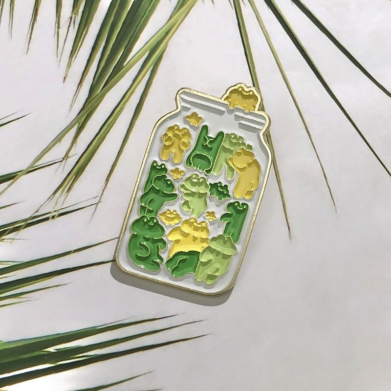 Jar Frog Fun Brooch Adorable Candy Cup Design Distinctive Metal Pin Accessory Everyone For