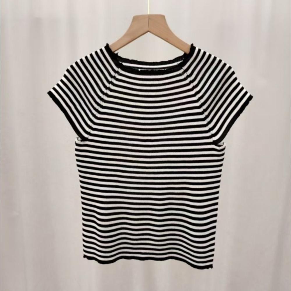Summer Slimming and Stylish Unique Single-shoulder Versatile Top with Stripe and Round-neck Short-sleeve Knitted Shirt for Women