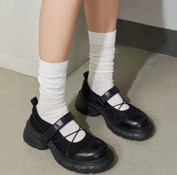 

2026 High-quality Thick-soled Hollow Fashion Fully Comfortable Non-slip Breathable Sports Casual Wear-resistant Women s Shoes 35 чёрный