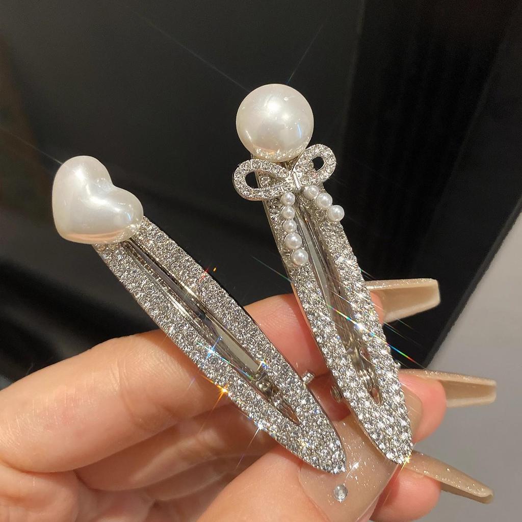 2025 Stilvolle Strass- & Perlen-Entenschnabel-Haarspange für Pony