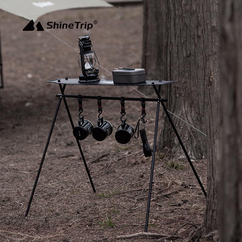 Mountain Fun Portable Folding Camping Tripod Rack and Lamp Hanger