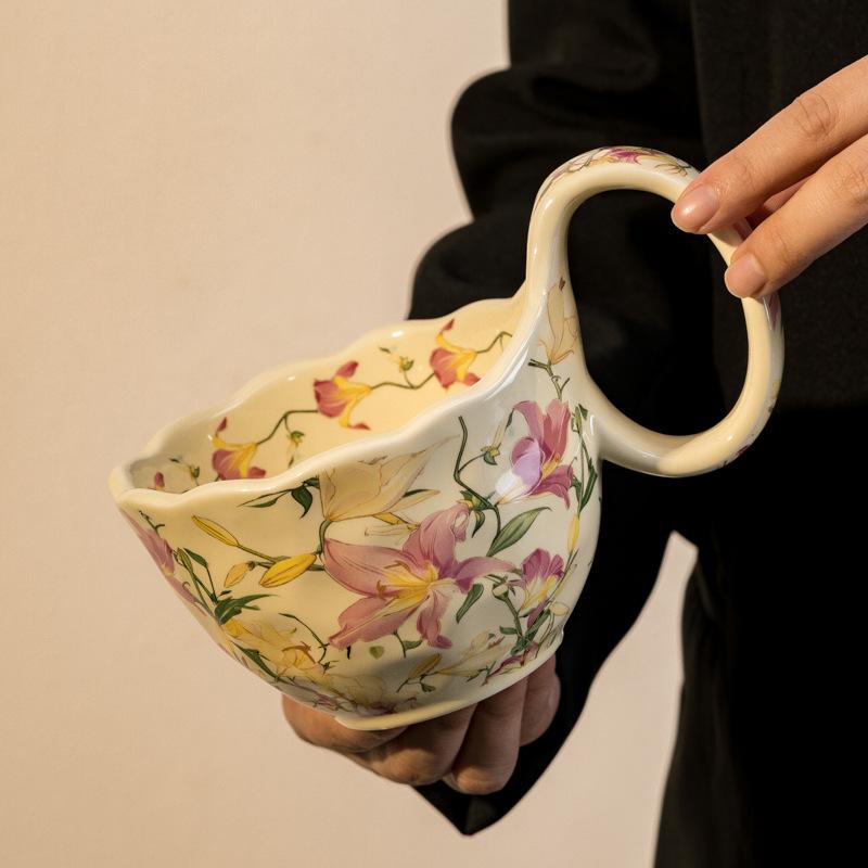 High Value Retro French Ceramic Cup Lily Oil Painting Coffee Cup Saucer Set Afternoon Tea Latte Mug