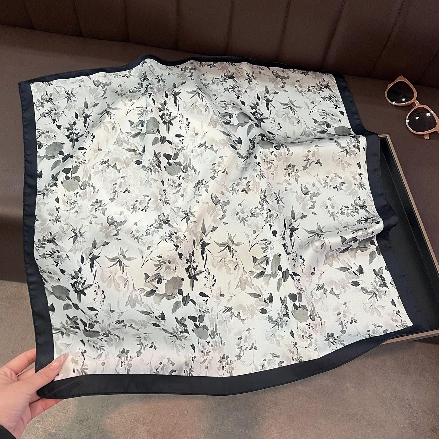 Women S Fashion Floral Printed Imitation Silk Square Scarf For Spring Summer Neck Decoration 6565cm чёрный