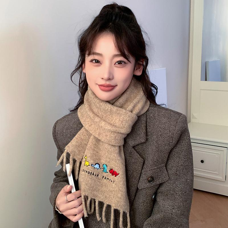 Scarf women's winter new knitted wool scarf red warm and cold New Year's Christmas embroidery shawl