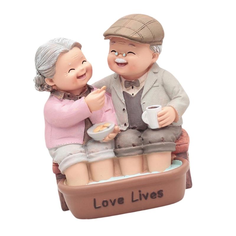 Sweet Loving Old Couple Figurine Resins Decoration for Wedding Anniversary Gift