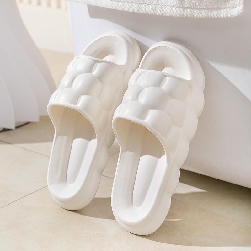 Men's Thick-Soled Sandals for Outdoor & Indoor Use - EVA, Non-Slip, Odor-Resistant, Bathroom, Summer Wear. Suitable for Women.