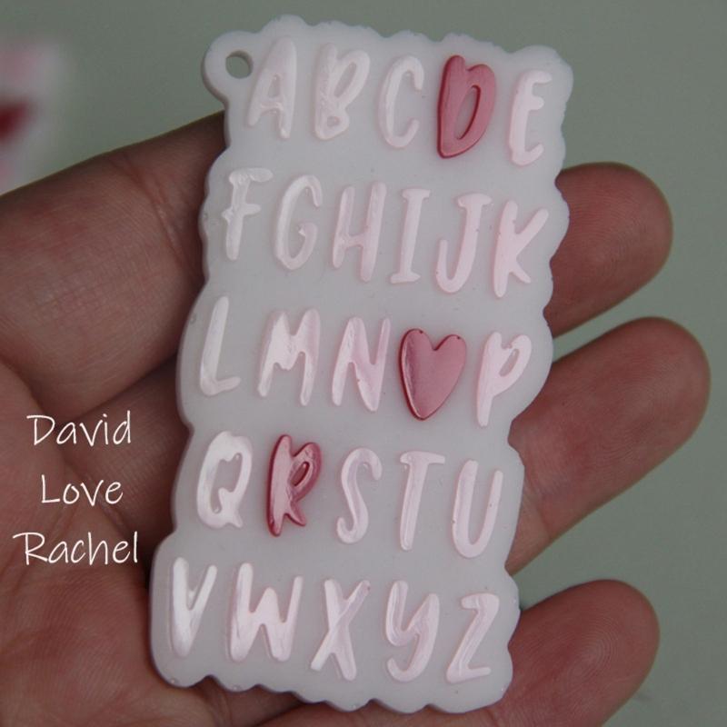 Personalisierbare Buchstaben-Schmuckform mit kreativen Designs für handgefertigte Harz-Anhänger und Charms