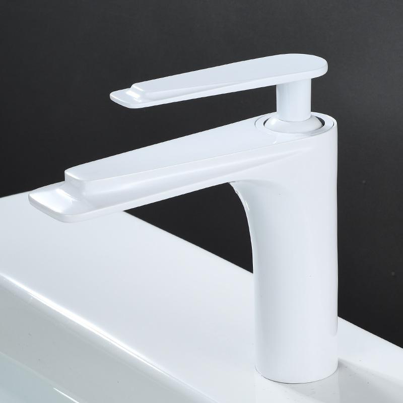 Northern Europe Basin Faucet Hot Cold Mixers Taps Deck Mount Bathroom Sink Basin Faucets Single Handle White Black Gold