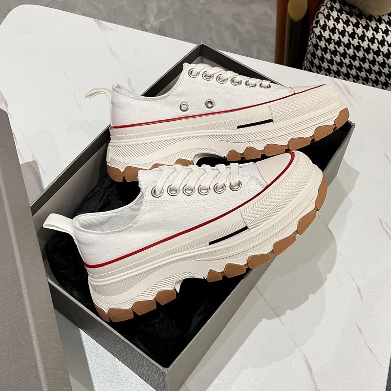 Women's Thick-Soled Canvas Shoes with Height-Boosting Wave Soles - 2026 Spring/Autumn Casual Sports Sneakers.