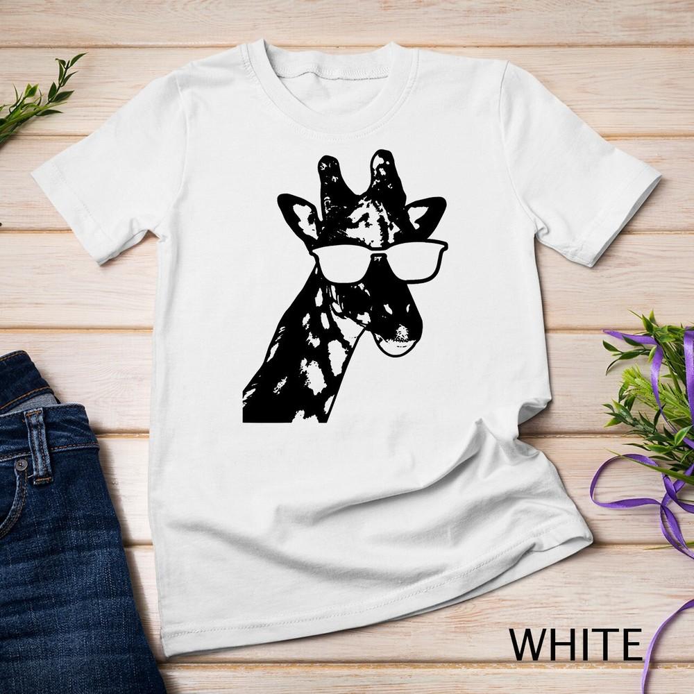 

Giraffe Sunglasses Funny African Animal Giraffe Lover Gift Unisex T-shirt 2XL