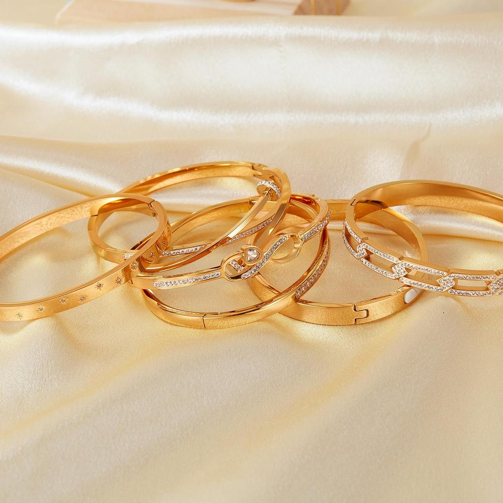 French Minimalist Titanium Steel Bracelet - High-End, Versatile, Light Luxury Design