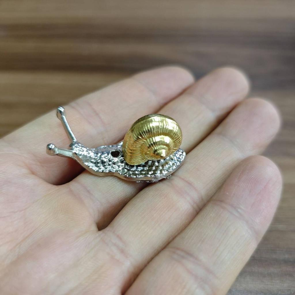 Creative Metal Animal Incense Burner Small Alloying Ant Turtle Frog Snail Stick Incense Holder Home Decoration Teahouse Ornament