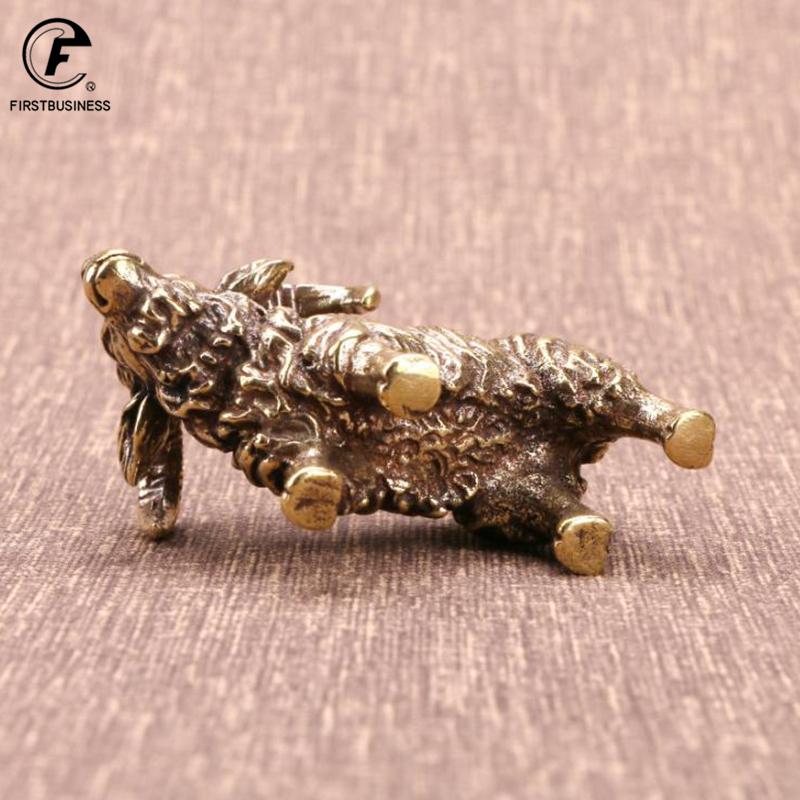 Pequeño adorno de cabra de latón macizo, figuritas en miniatura de animales del Zodíaco de cobre antiguo, accesorios de decoración del hogar, decoración de escritorio