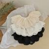 Baby Lätzchen Spitze Baby Accessoires Koreanische Kinder Spitzenkragen Niedlich Hohle Weibliche Baby Lätzchen Schal Floral Säuglinge Spucktuch