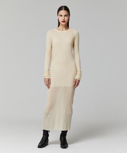 LADY VOLUME Cutting Line Slim Knit T-Shirt_Beige