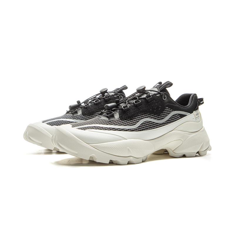 Li Ning Cushioning, Wear Resistant Low top Chunky Sneakers Women's Black AZGV084-1