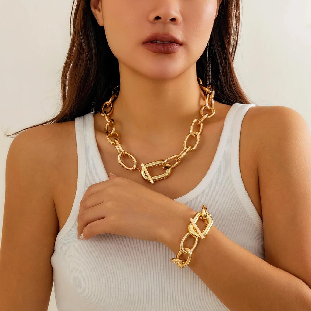 Übertriebene Punk-Kette aus dickem Metall, kurzes Schlüsselbein-Halsband, gotische Schnalle, Choker-Halskette, Schmuck für Damen-Bankette