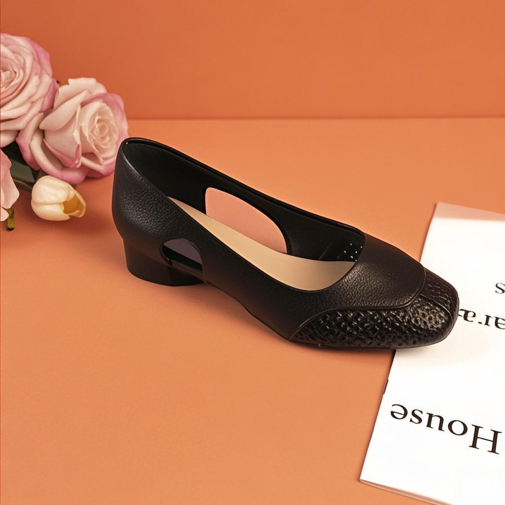 

Sandals women s summer new comfortable and not tired feet leather soft sole thick heel hollow breathable hollow single shoes with skirt 40 чорний