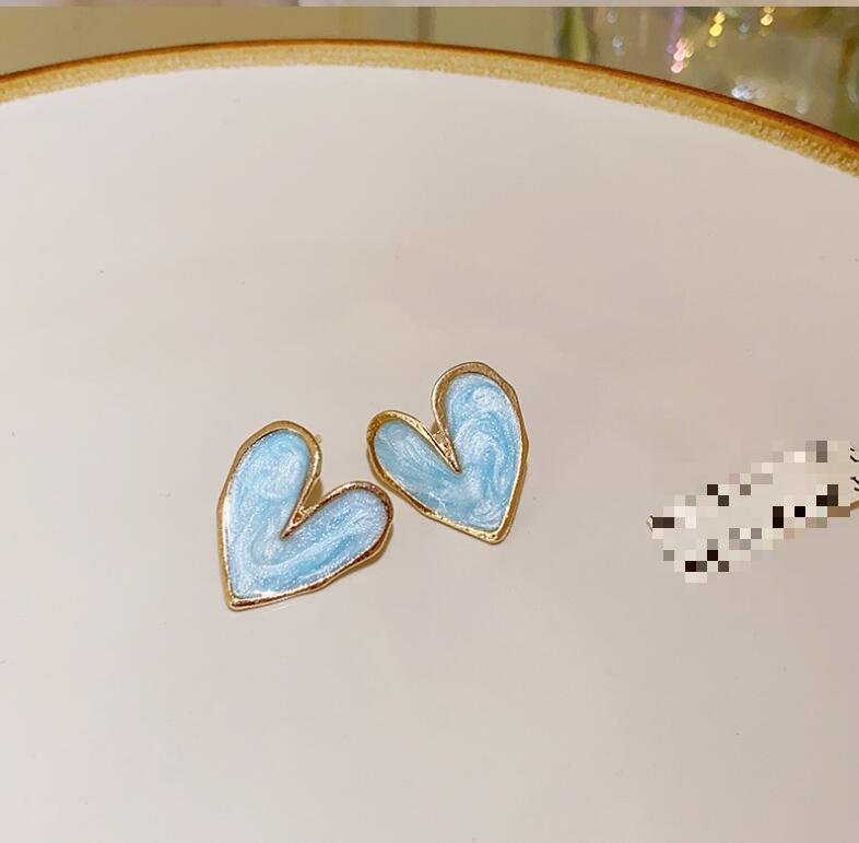 Dropping Oil Irregular Love Fashion Fresh Cream Light Luxury High Grade Design Sense Earstuds Fashion Women's Jewelry Gifts